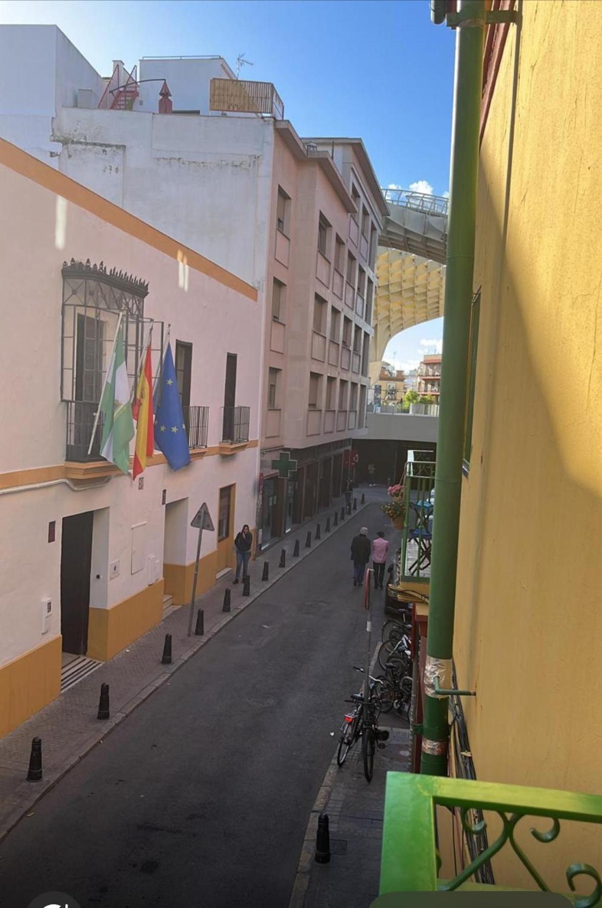 Casa Duque Compartida Familiar 1-Habitacion Con Bano Propio Севілья Екстер'єр фото