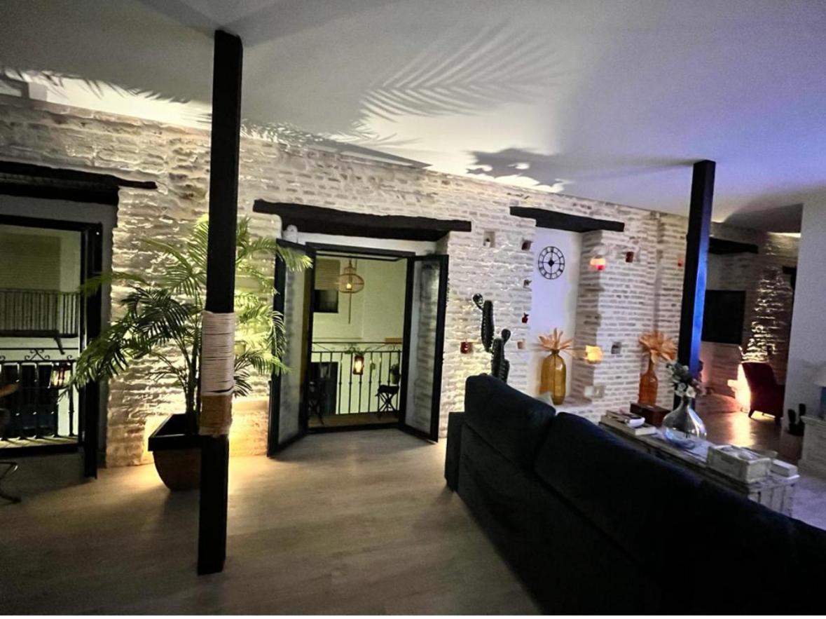 Casa Duque Compartida Familiar 1-Habitacion Con Bano Propio Севілья Екстер'єр фото