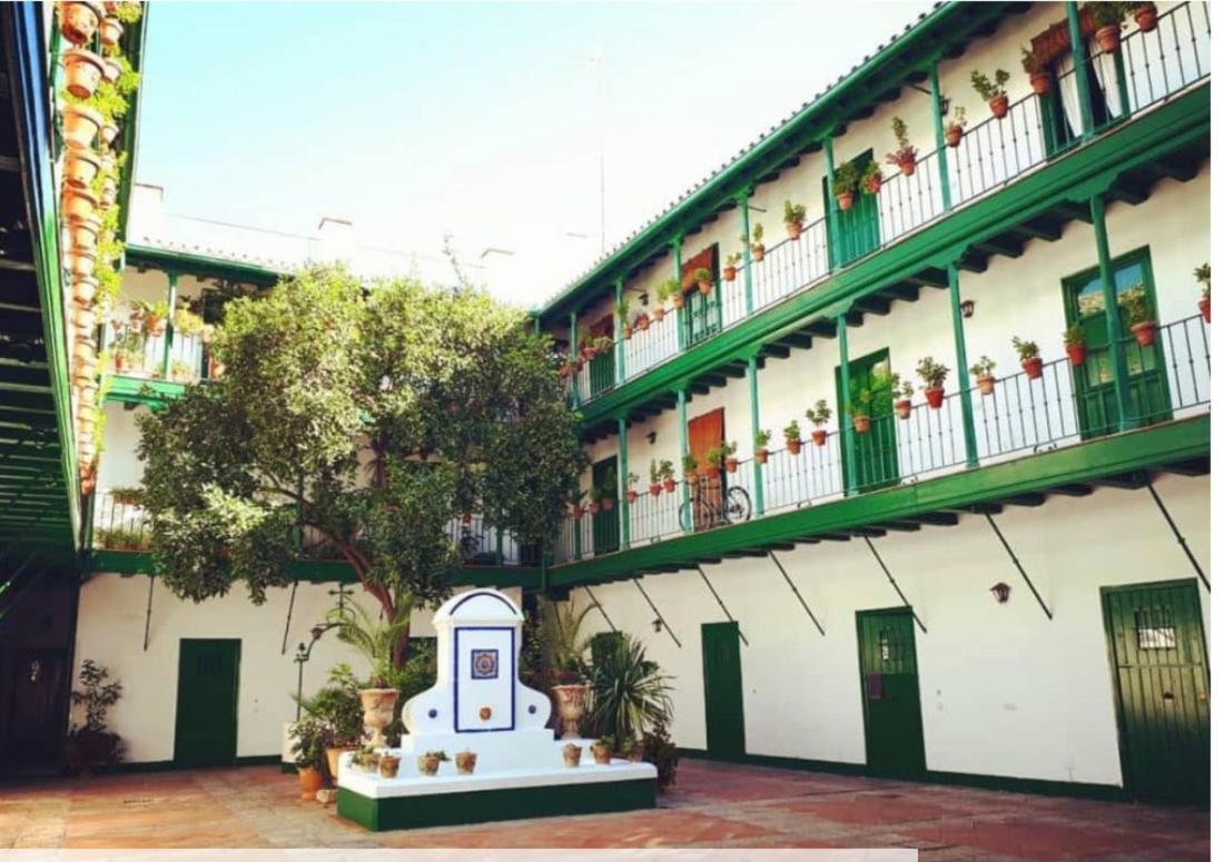 Casa Duque Compartida Familiar 1-Habitacion Con Bano Propio Севілья Екстер'єр фото