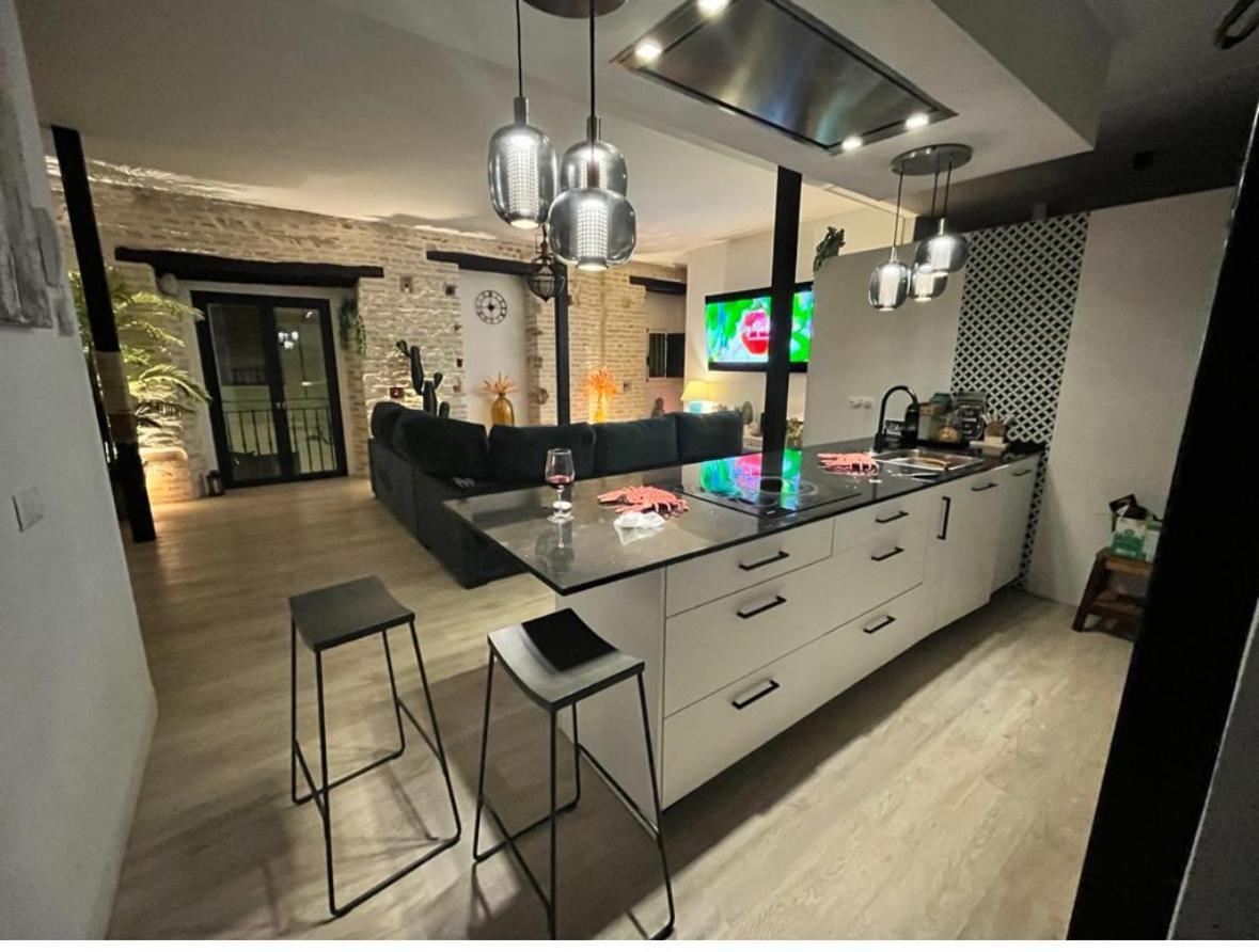 Casa Duque Compartida Familiar 1-Habitacion Con Bano Propio Севілья Екстер'єр фото