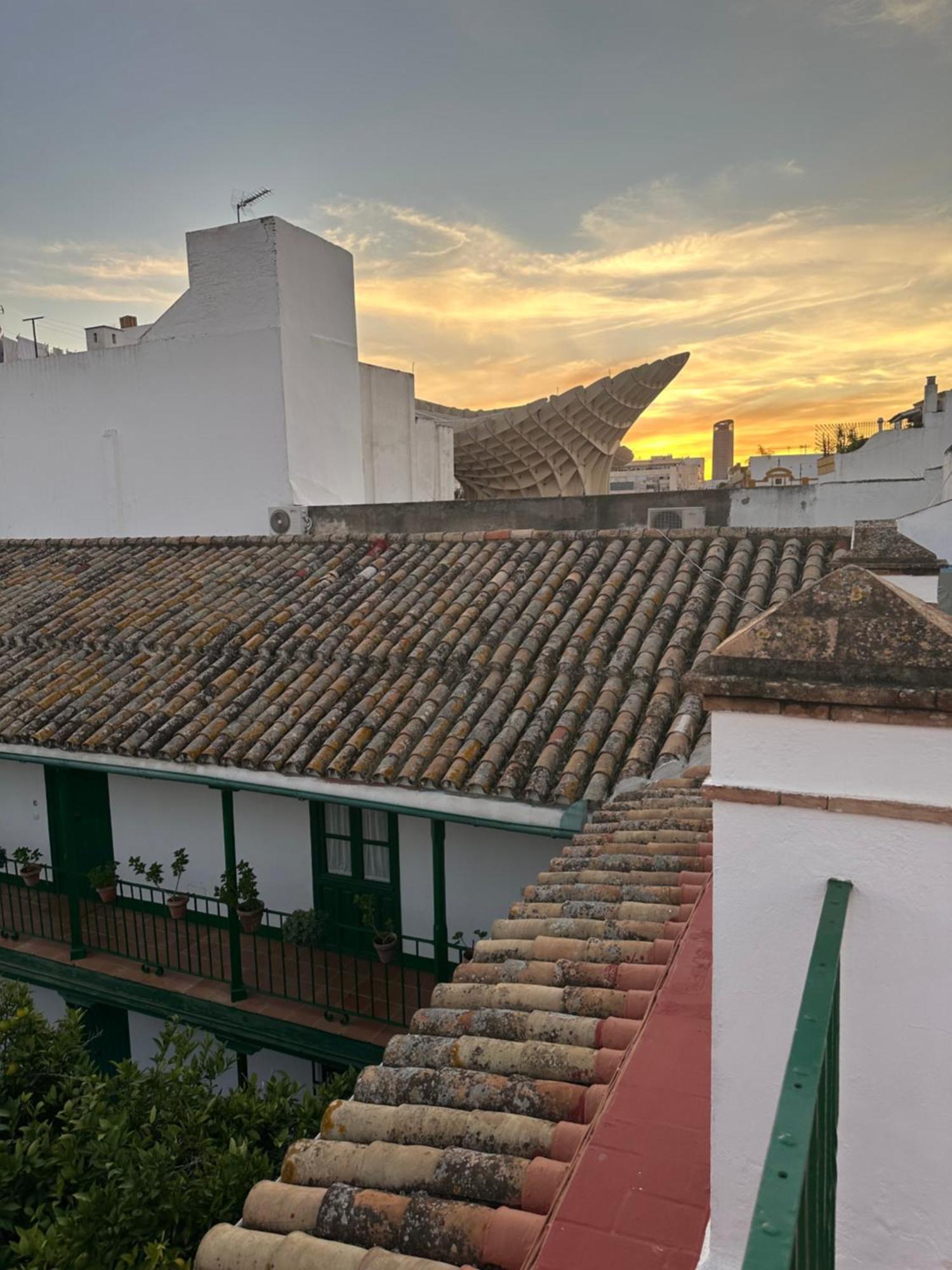 Casa Duque Compartida Familiar 1-Habitacion Con Bano Propio Севілья Екстер'єр фото