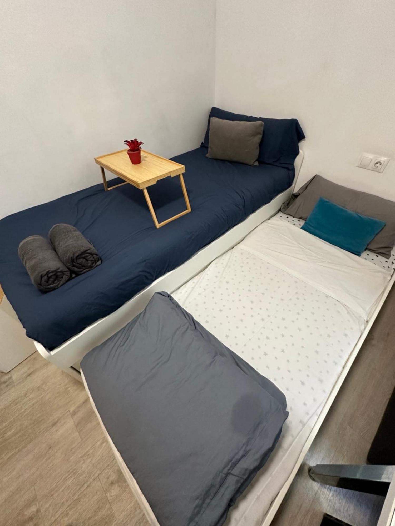 Casa Duque Compartida Familiar 1-Habitacion Con Bano Propio Севілья Екстер'єр фото
